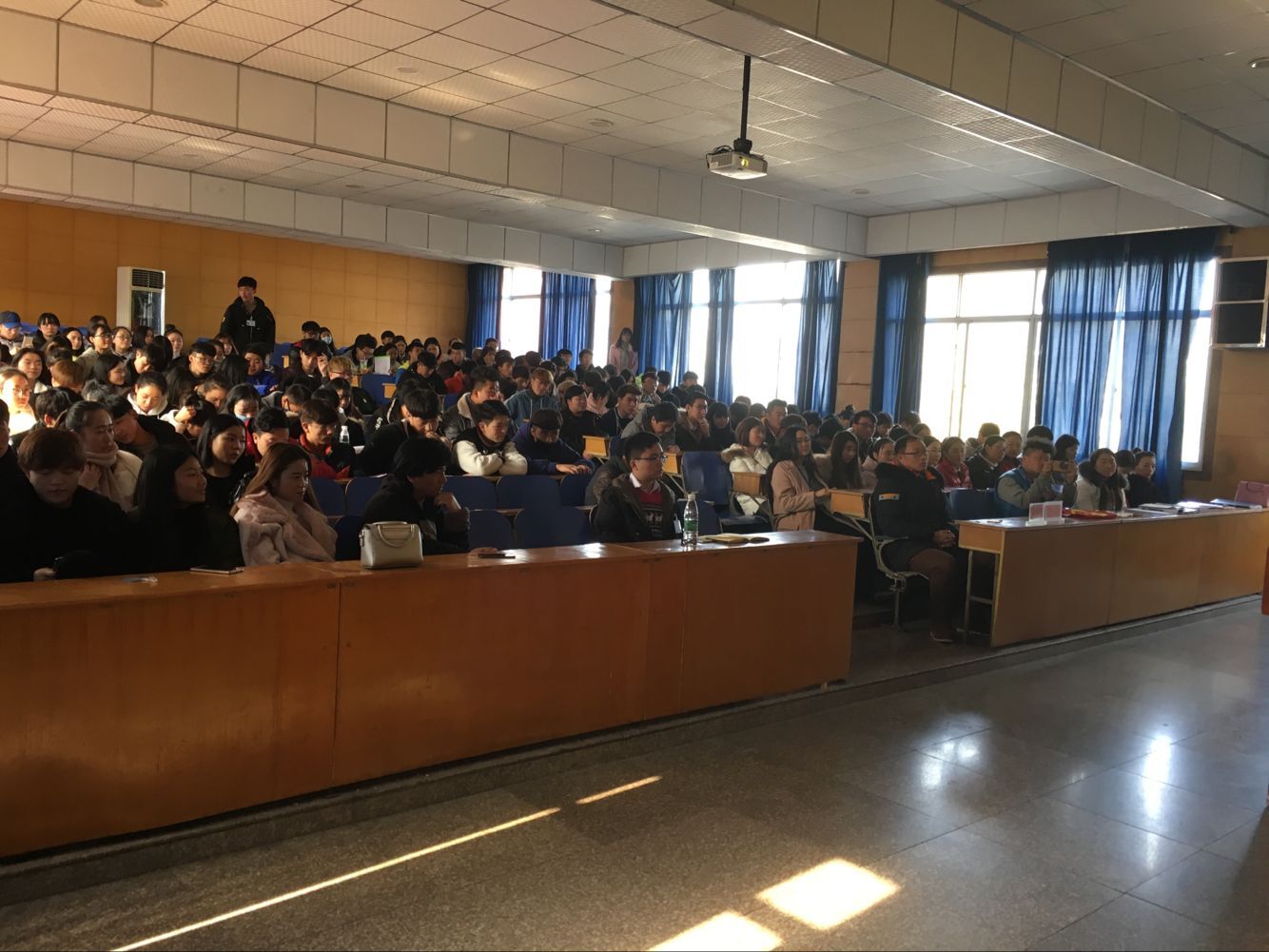 QQ图片20161225232708.jpg